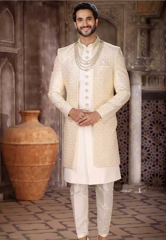 Sharvani in Creme Gold/Gelb