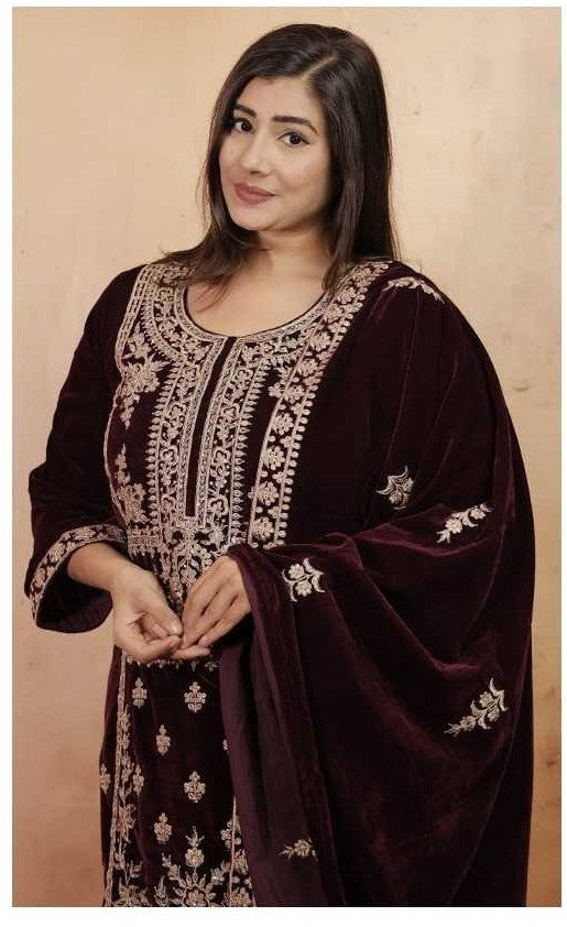 Heavy Velvet Festive 3-Piece Suit – Maroon - Mirrorwork